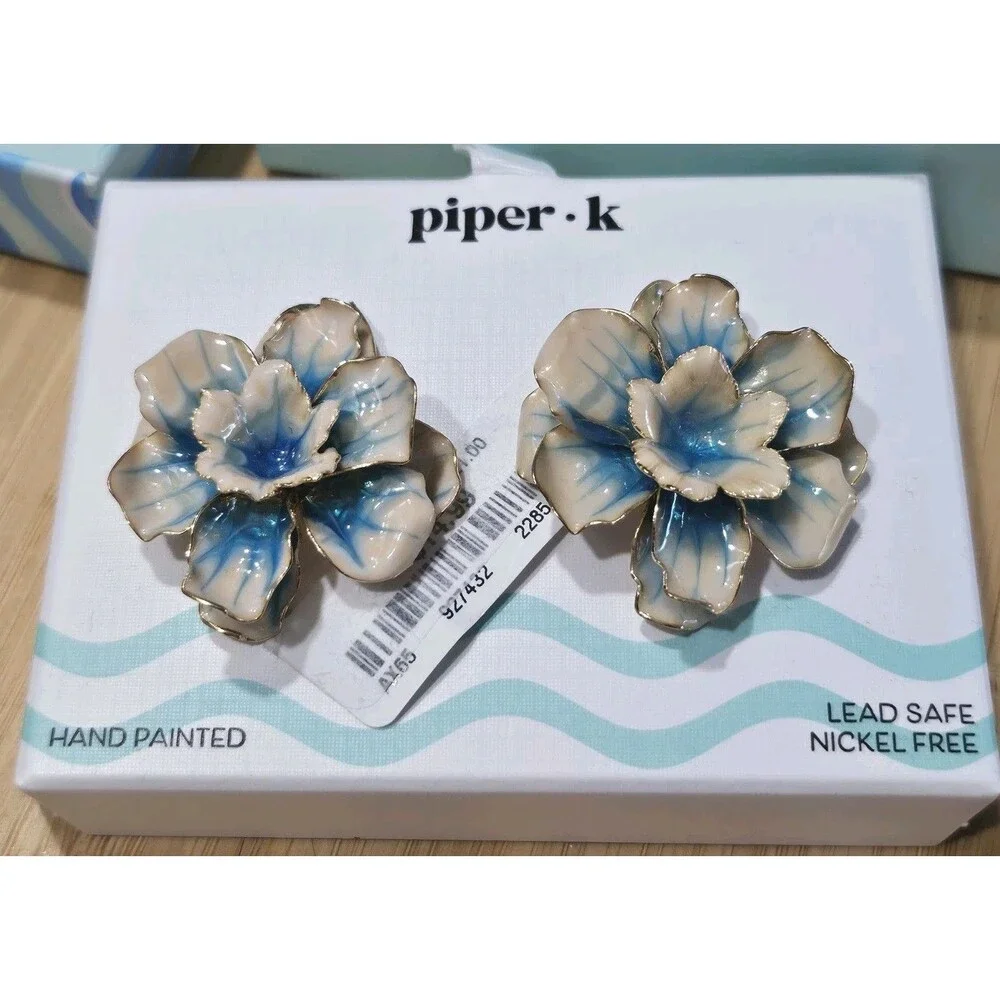 Piper K Flower Hand Painted Earrings Tropical Floral Resin 2.25